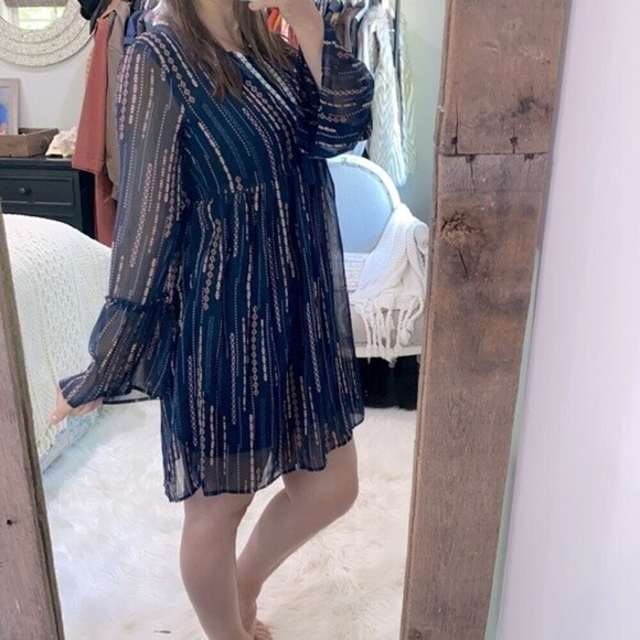 L Love small navy blue boho bell sleeve dress - Picture 3 of 8